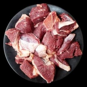 ১ কেজি গরুর মাংস